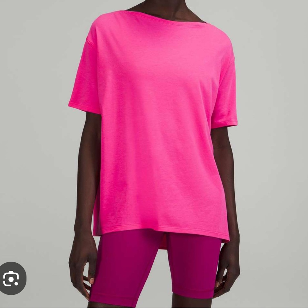 Sonic Pink Lululemon Back in Action Short Sleeve